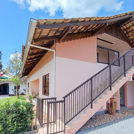Casa Aconchego 345 Ao Lado Alles Park Помероди Екстериор снимка