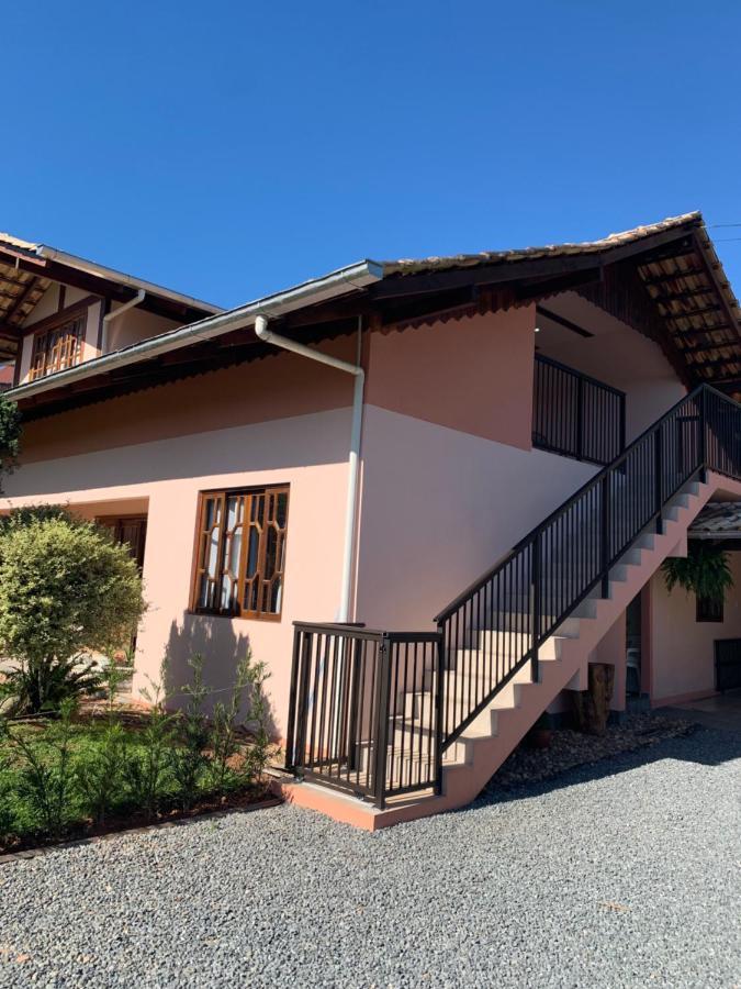 Casa Aconchego 345 Ao Lado Alles Park Помероди Екстериор снимка